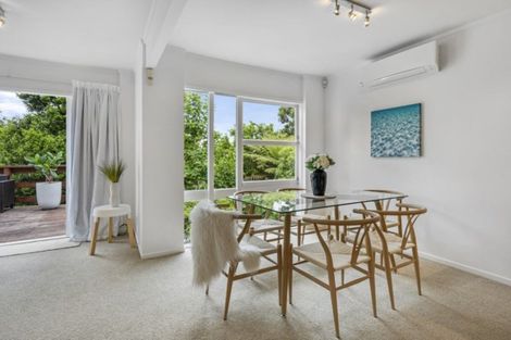 Photo of property in 4/59 Rangatira Road, Beach Haven, Auckland, 0626