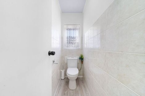 Photo of property in 2/235 Saint George Street, Papatoetoe, Auckland, 2025