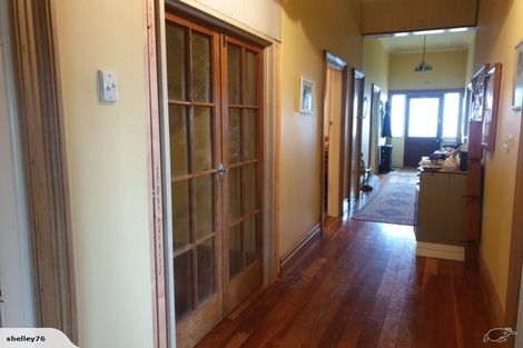 Photo of property in 27 Main Road, Owaka, 9535