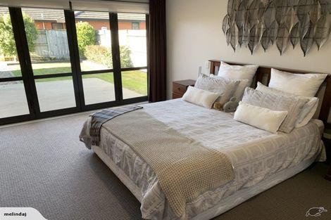 Photo of property in 4 Manhattan Court, Kelvin Grove, Palmerston North, 4414