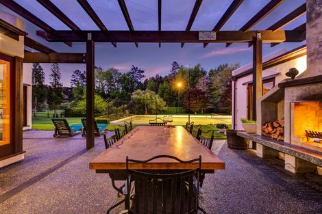 Photo of property in 331a Mangorei Road, Merrilands, New Plymouth, 4312