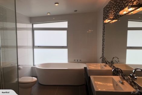 Photo of property in 62 Dyers Pass Road, Cashmere, Christchurch, 8022