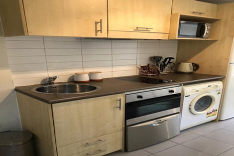 Photo of property in Tower Hill Apartments, 2g/1 Emily Place, Auckland Central, Auckland, 1010