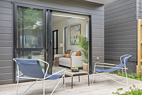 Photo of property in 108d Taikata Road, Te Atatu Peninsula, Auckland, 0610