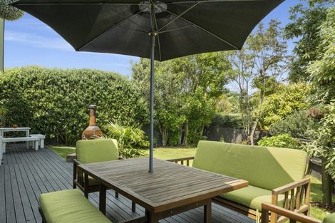 Photo of property in 27 Solander Drive, Welcome Bay, Tauranga, 3112