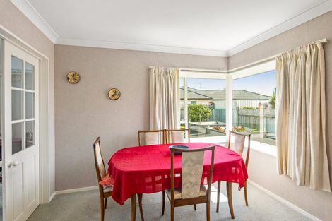 Photo of property in 28 Realm Drive, Paraparaumu, 5032