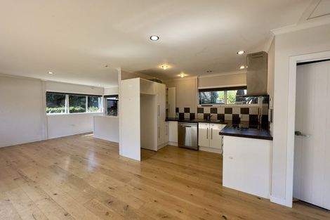 Photo of property in 2/49 Archers Road, Hillcrest, Auckland, 0629