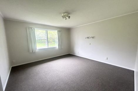 Photo of property in 1/48 Hogans Road, Glenfield, Auckland, 0629