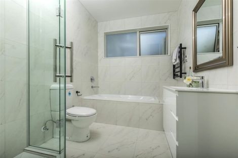 Photo of property in 18 Raymond Grace Avenue, Huapai, Kumeu, 0810