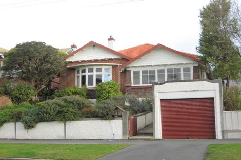 Photo of property in 75 Beach Street, Saint Clair, Dunedin, 9012