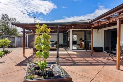 Photo of property in 40 Russell Robertson Drive, Havelock North, 4130