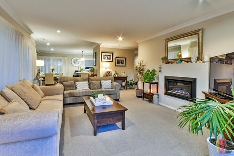 Photo of property in 3 Lees Cove, Karaka, Papakura, 2113