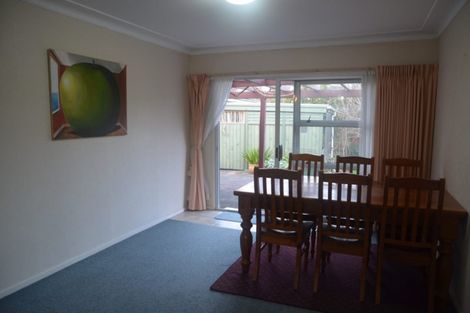 Photo of property in 40 Priestley Drive, Bucklands Beach, Auckland, 2014