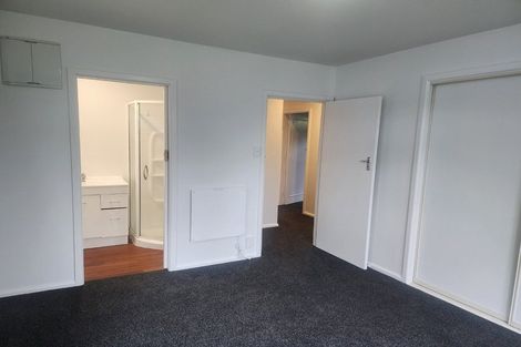 Photo of property in 32 Strowan Road, Strowan, Christchurch, 8052