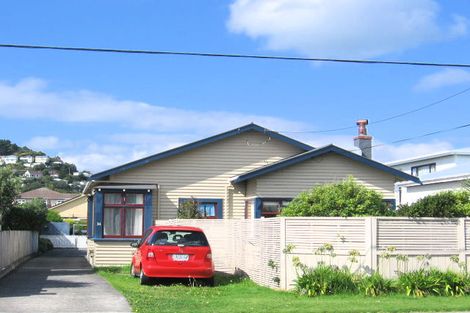 Photo of property in 34 Stone Street, Miramar, Wellington, 6022