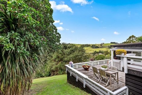 Photo of property in 11 Pigeon Place, Tawharanui Peninsula, Warkworth, 0986