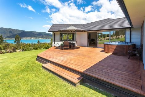 Photo of property in 10 Aldermen Lane, Tairua, 3579