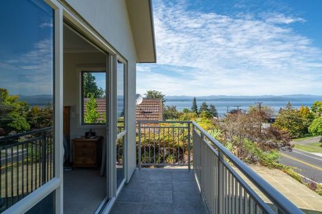 Photo of property in 1/745 Acacia Bay Road, Acacia Bay, Taupo, 3330