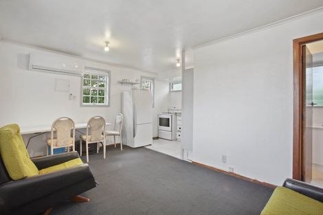 Photo of property in 85 Glengarry Road, Glen Eden, Auckland, 0602