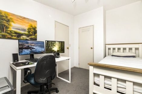 Photo of property in 5/200 Hinemoa Street, Birkenhead, Auckland, 0626