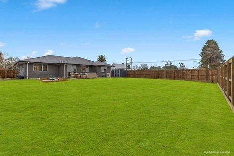 Photo of property in 35 Cumming Street, Okato, 4335