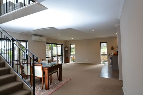 Photo of property in 6 Beros Place, Flat Bush, Auckland, 2016