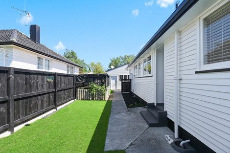 Photo of property in 47 Montgomery Crescent, Bader, Hamilton, 3206