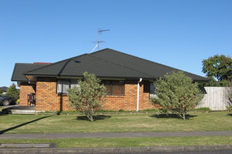 Photo of property in 52 Wattle Farm Road, Wattle Downs, Auckland, 2103