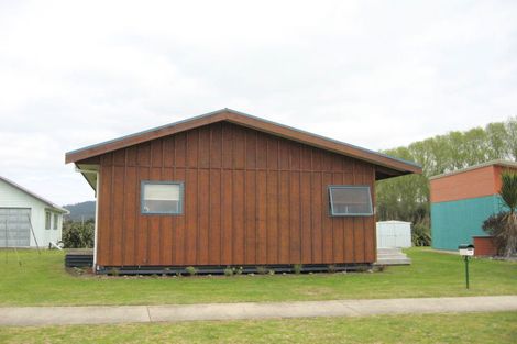 Photo of property in 28 Pipi Dune, Whitianga, 3510