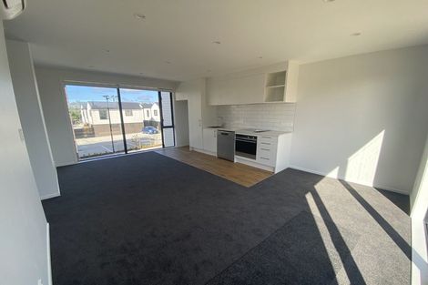 Photo of property in 4/1 Fruitvale Road, New Lynn, Auckland, 0600