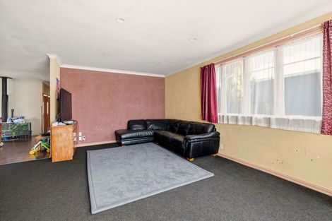 Photo of property in 28 Kowhai Street, Castlecliff, Whanganui, 4501