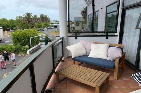 Photo of property in 16/372 Rosedale Road, Rosedale, Auckland, 0632