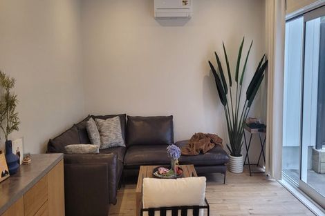 Photo of property in 77 Hokioi Drive, Kenepuru, Porirua, 5022