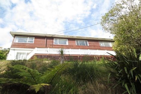 Photo of property in 2/132 Curtis Street, Northland, Wellington, 6012
