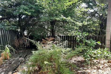 Photo of property in 76g Edmonton Road, Henderson, Auckland, 0612