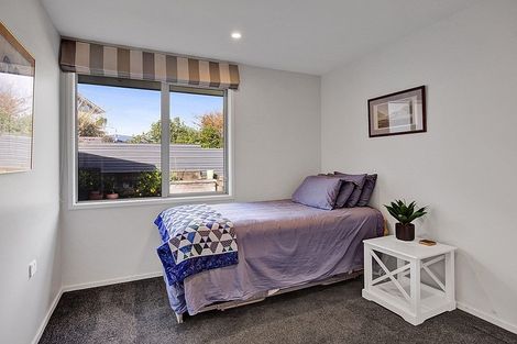 Photo of property in 184b Seaview Road, Westown, New Plymouth, 4310