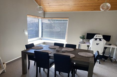 Photo of property in 11 Jeffares Place, Taradale, Napier, 4112