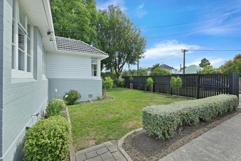 Photo of property in 3 Bateman Avenue, Bryndwr, Christchurch, 8053