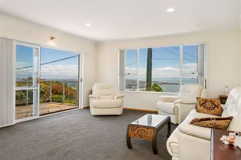 Photo of property in 212 Mount Pleasant Road, Mount Pleasant, Christchurch, 8081