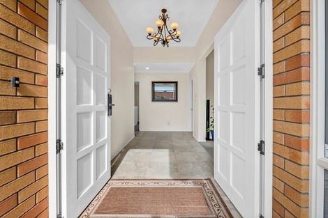 Photo of property in 1 Stornaway Drive, Flat Bush, Auckland, 2016