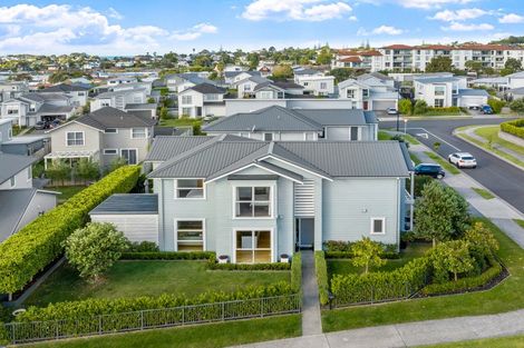 Photo of property in 9 Symes Drive, Red Beach, 0932