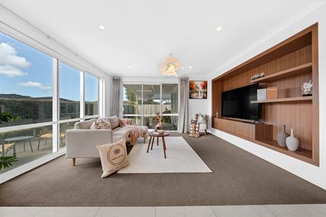 Photo of property in 5 Hooton Drive, Huapai, Kumeu, 0810