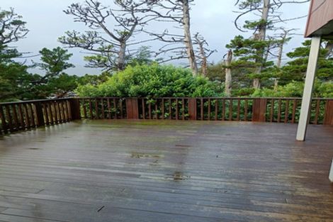 Photo of property in 31 Summit Road, Fairfield, Lower Hutt, 5011