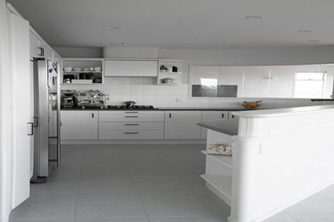 Photo of property in 1/2 Ocean View Road, Milford, Auckland, 0620