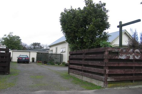 Photo of property in 340 Featherston Street, Palmerston North, 4414