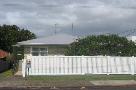 Photo of property in 62 Nile Road, Milford, Auckland, 0620