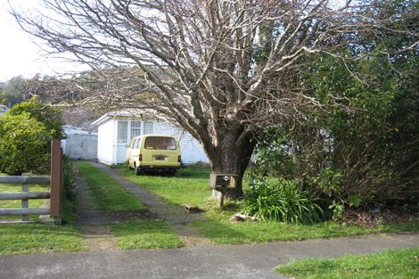 Photo of property in 13 Wood Street, Wainuiomata, Lower Hutt, 5014