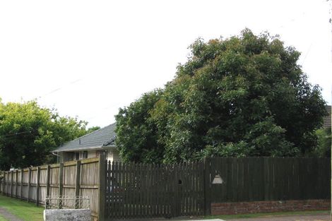 Photo of property in 13 Fairleigh Avenue, Mount Albert, Auckland, 1025