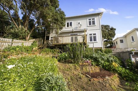 Photo of property in 6 Blythe Street, Berhampore, Wellington, 6023