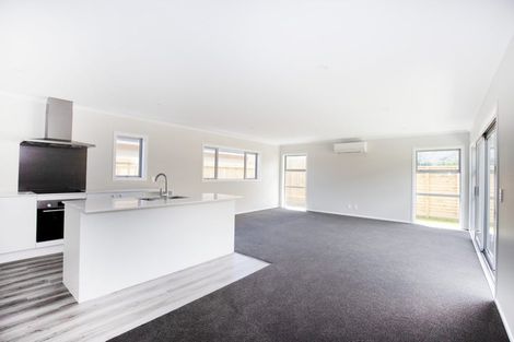 Photo of property in 9 Te Ara O Roimata, Wainuiomata, Lower Hutt, 5014